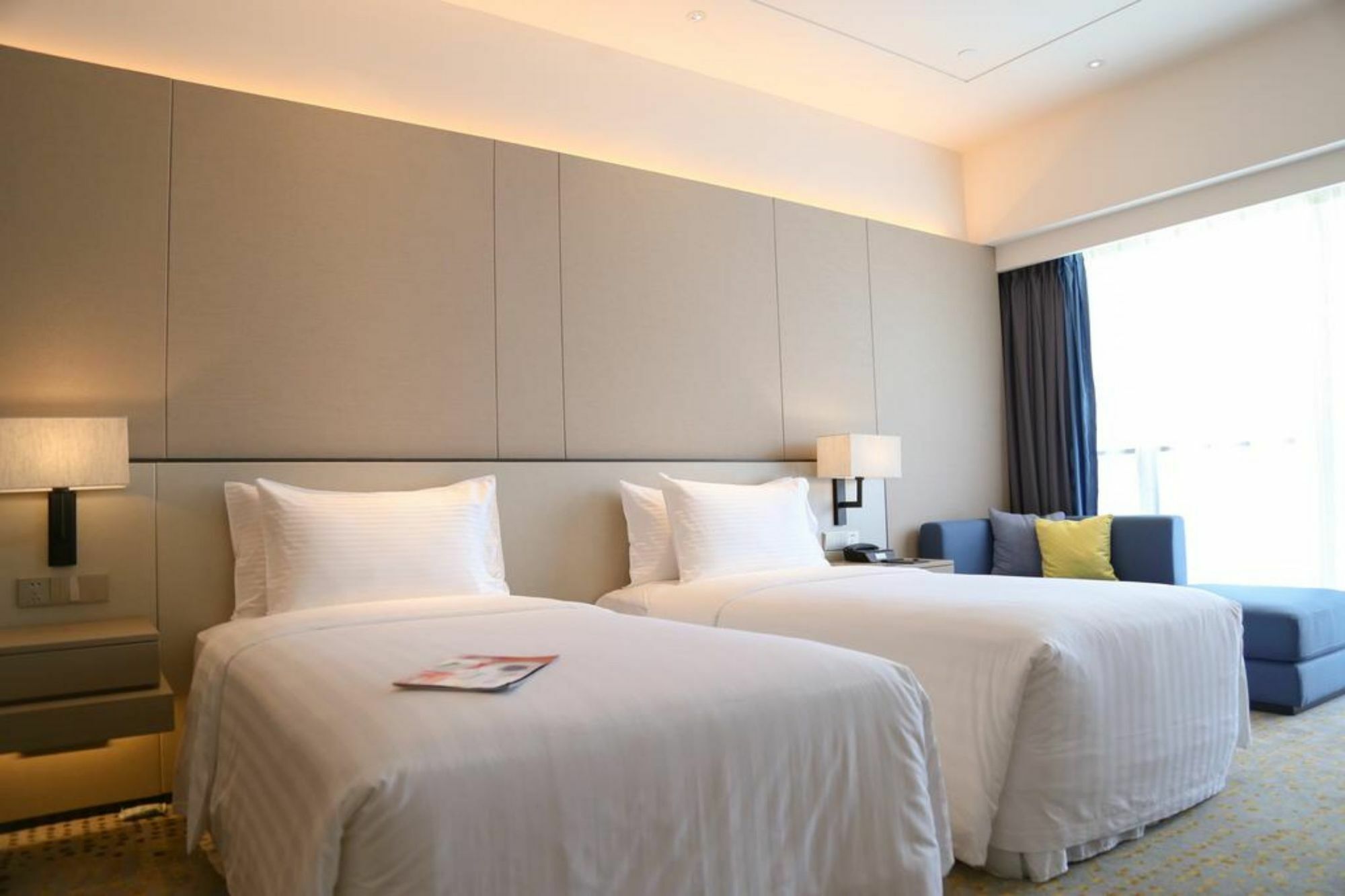 The Qube Hongqiao Khách sạn 5*
